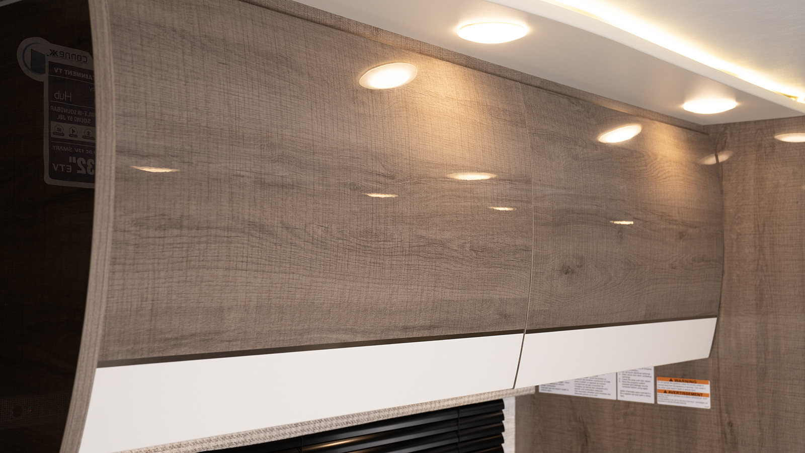 Tecnoform® High-Gloss Cabinetry